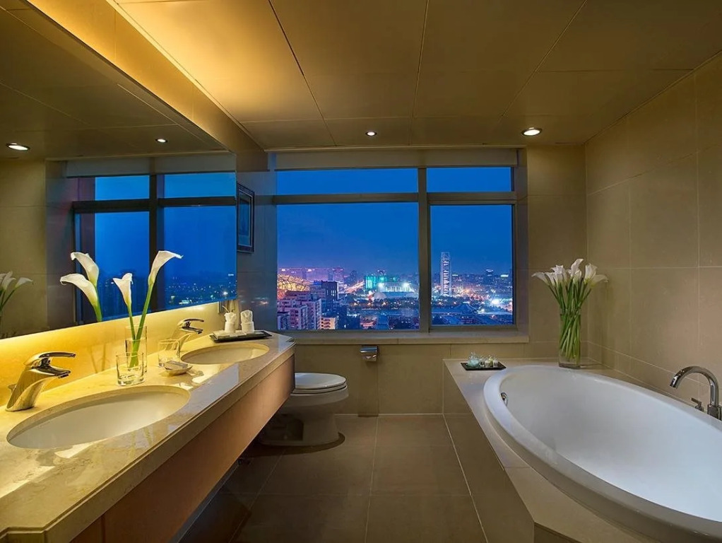 Celebrity International Grand Hotel