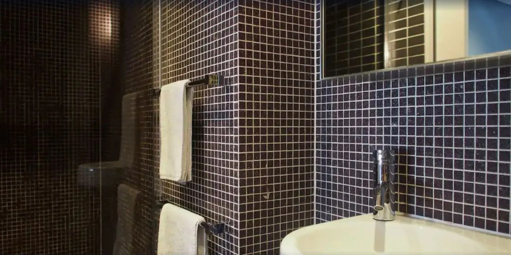 Crown Hotel Surry Hills