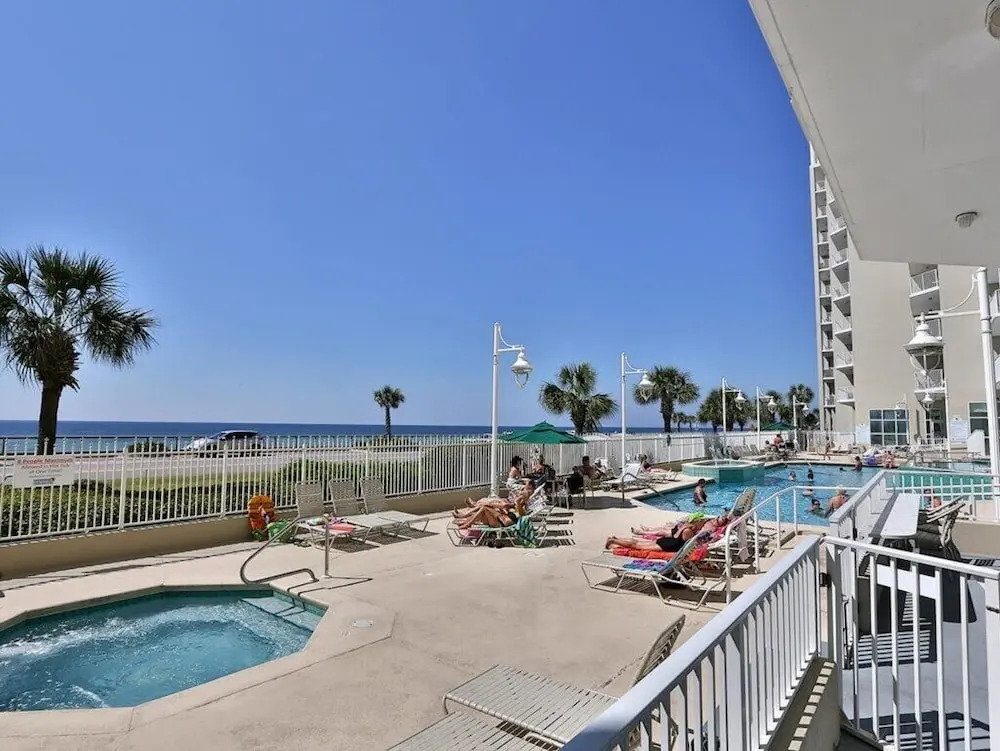 Majestic Reef Penthouse - 3 Br Condo