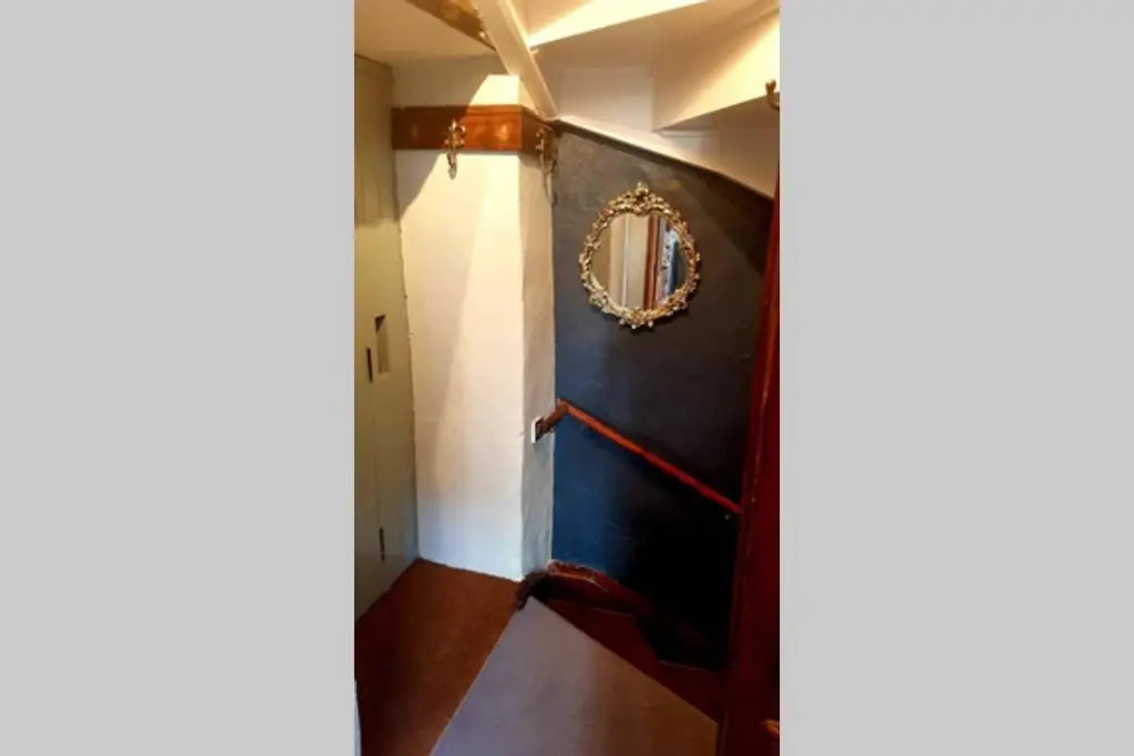 Super Lake District Cottage in Heart of Kendal 3 Double Beds