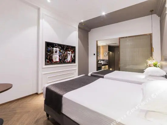 Meilun Jinyue Hotel (Xiamen Railway Station Wenzao Subway Station)