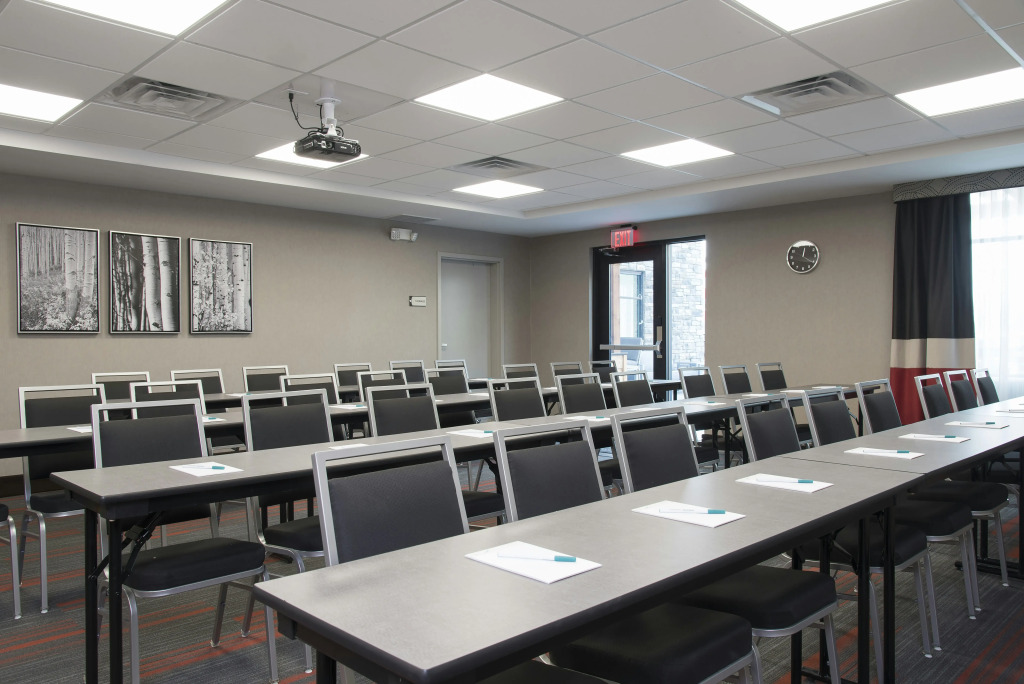 Homewood Suites by Hilton Cleveland/Sheffield