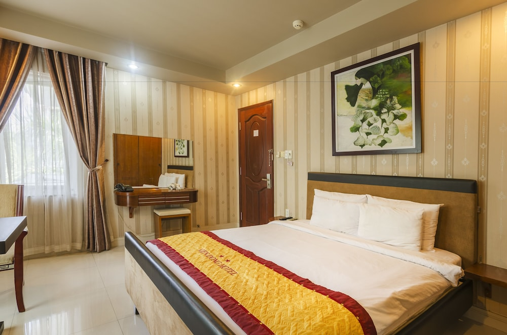 South Saigon Hotel
