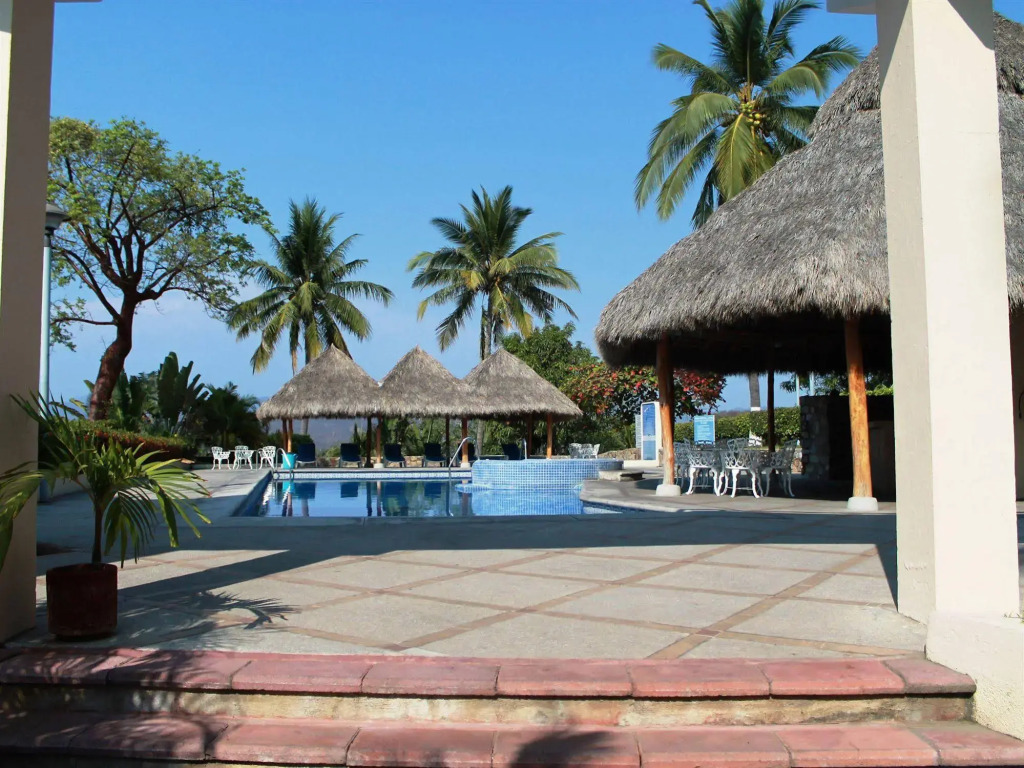 Villas del Palmar Manzanillo with Beach Club