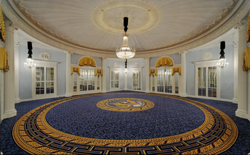 Amway Grand Plaza Hotel, Curio Collection by Hilton