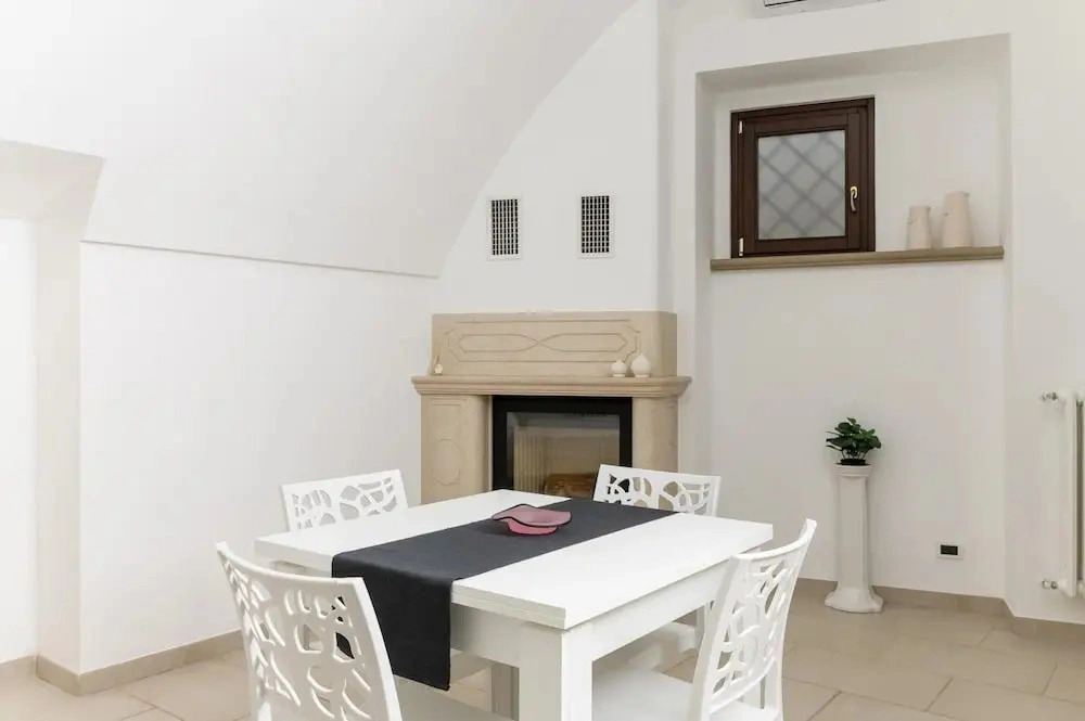 Sant Oronzo View Apartment by Wonderful Italy