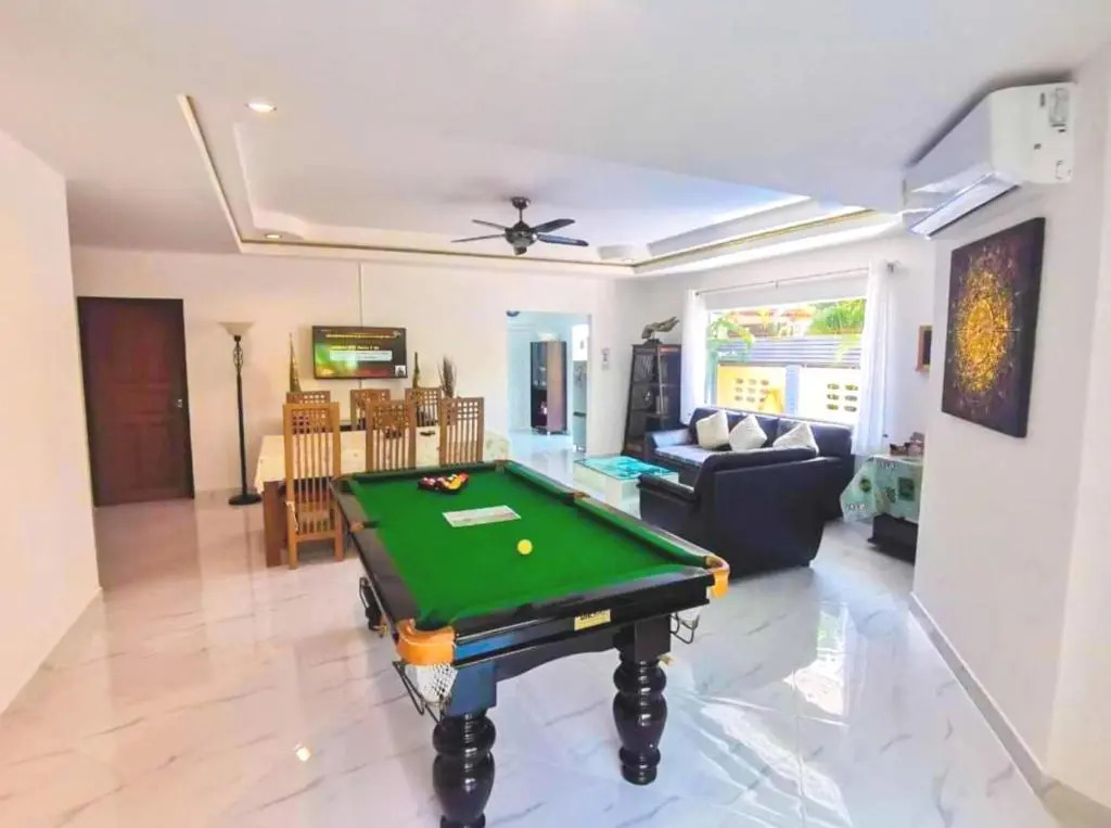 GARDEN VILLA - PATTAYA HOLIDAY HOUSE WALKING STREET 4 bedrooms