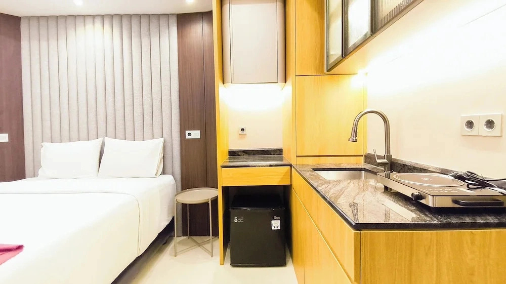 Grand Luxurious And Premium Benson Studio Apartment Connected To Ptc Supermall