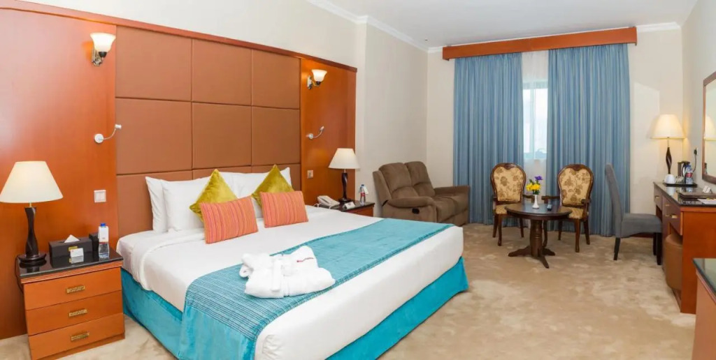 Click Park Hotel
