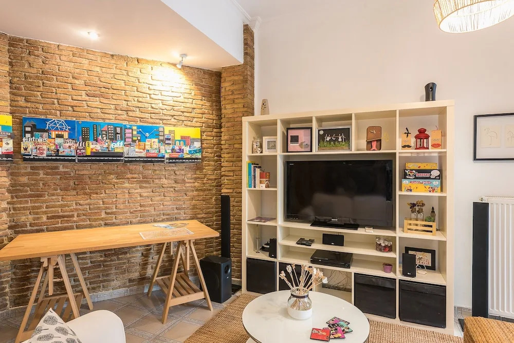 Elegant Kerameikos Apartment