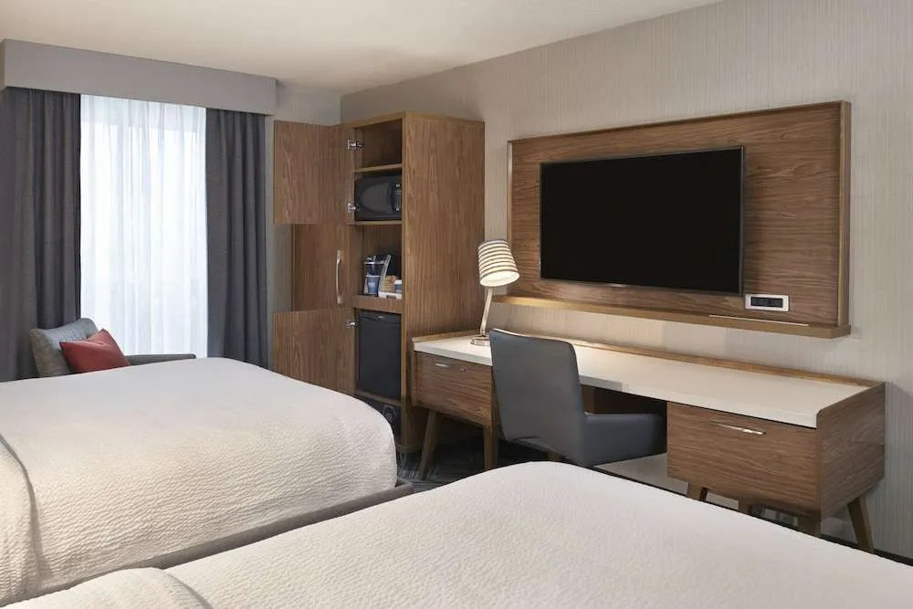 Holiday Inn Express Hamilton-stoney Creek