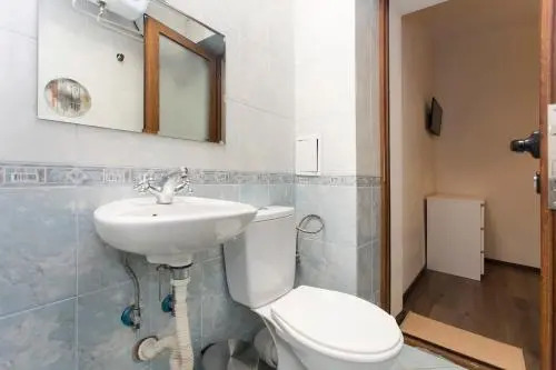 Garibaldi Guest House