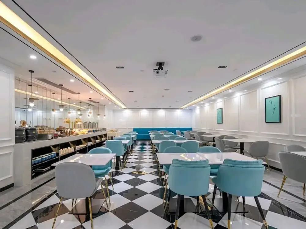 Pazhou XANA Deluxe International Hotel Pazhou Convention and Exhibition Center Changgang Metro Station Branch