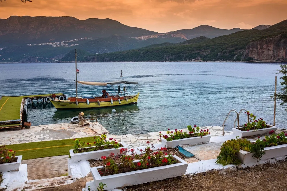Delos Beach Hotel