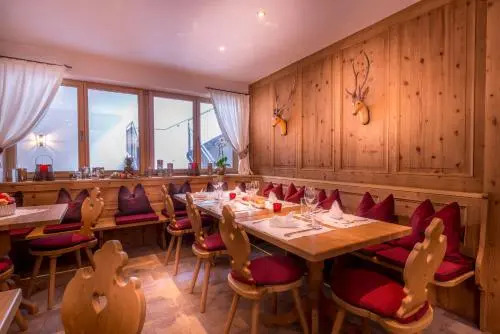 Circle Chalets Arlberg am Golfplatz Ski in - Ski out