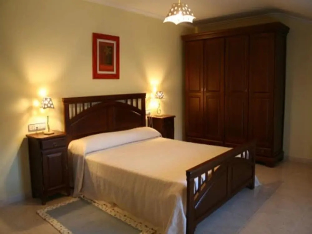 A Estrada 100126 6 Bedroom Holiday home By Mo Rentals