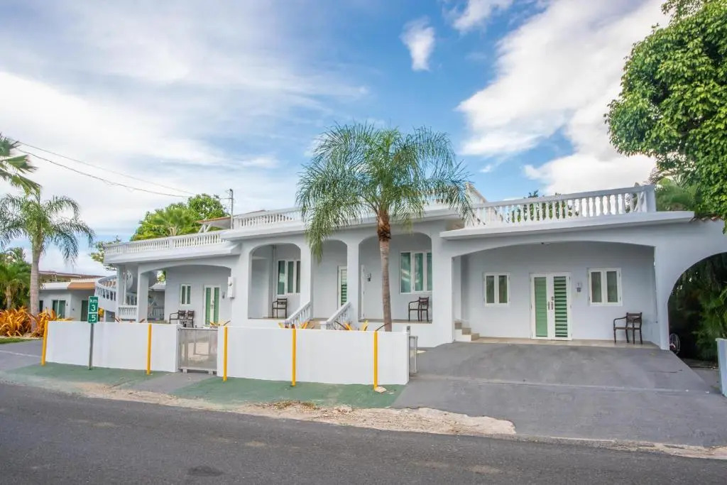 Rooftop Terrace, Shower, Views, BBQ LV 204