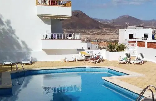 Ocean View Apartment over Los Cristianos, Playa las Vistas
