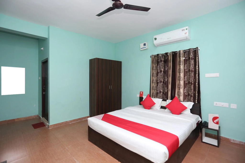 Flagship 17276 The Maple Tree Hotels