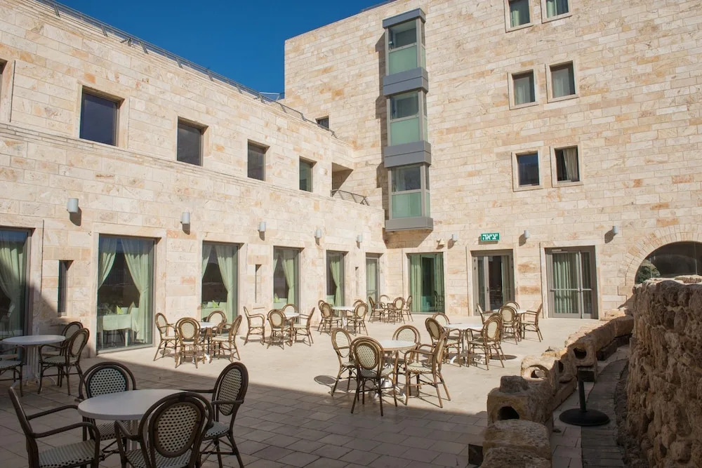HI - Akko Knights Hostel