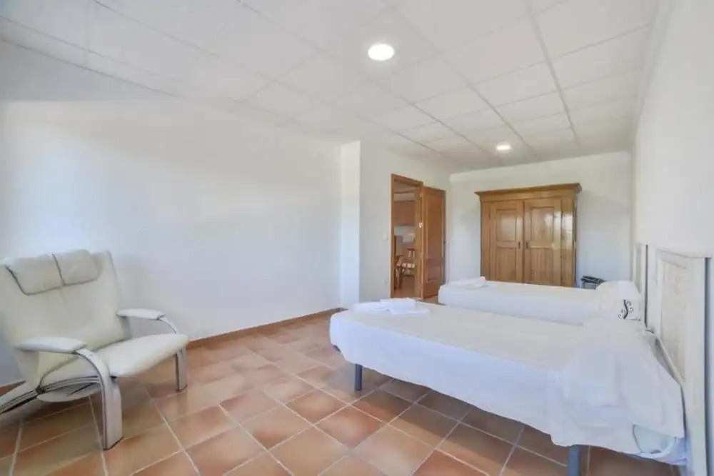Villa - 2 Bedrooms with Pool - 106428