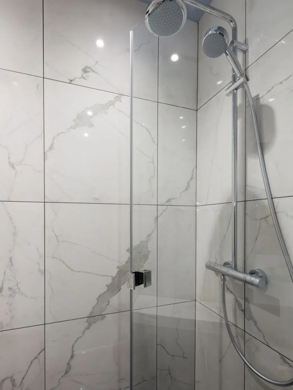Luxury 3 Bedroom 2 Bathroom Loft - Louvre Museum