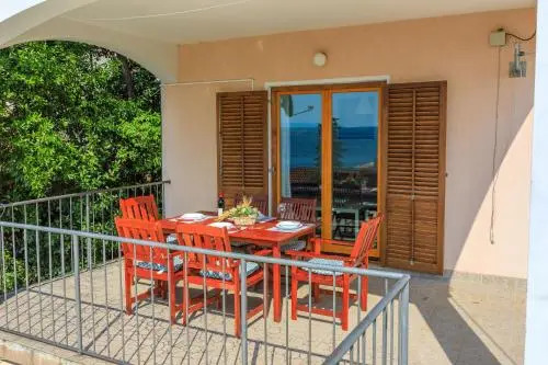 Apartments Bartulin