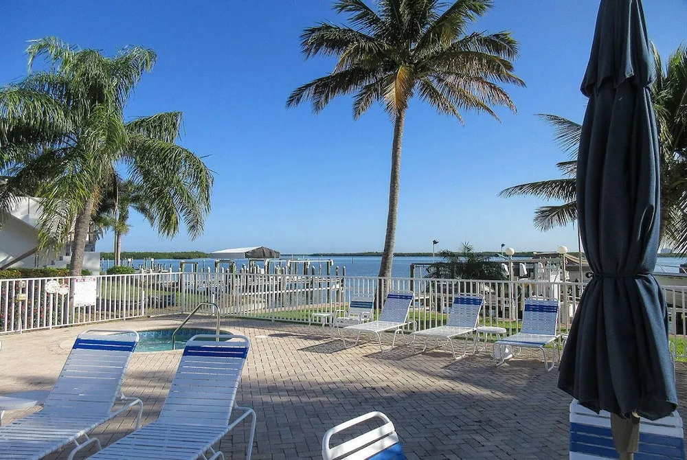 Marina Towers 704 - 2 Br Condo