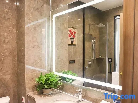 Longxiang International Hotel（Wanda Plaza Branch）