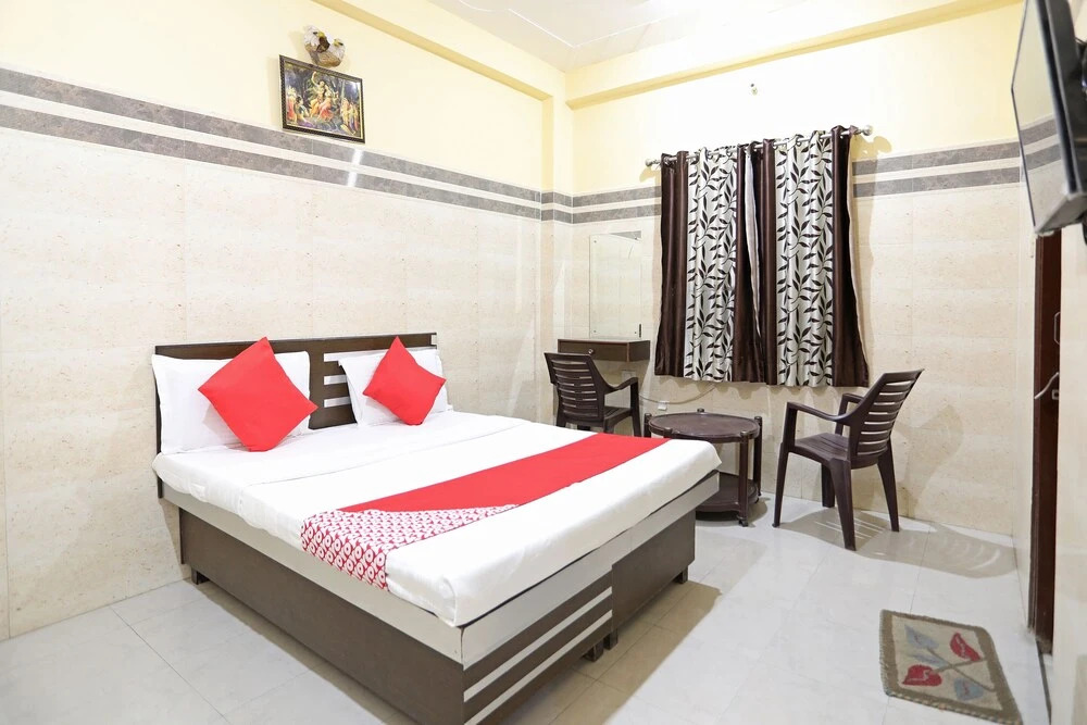 Kanchan Palace by OYO Rooms