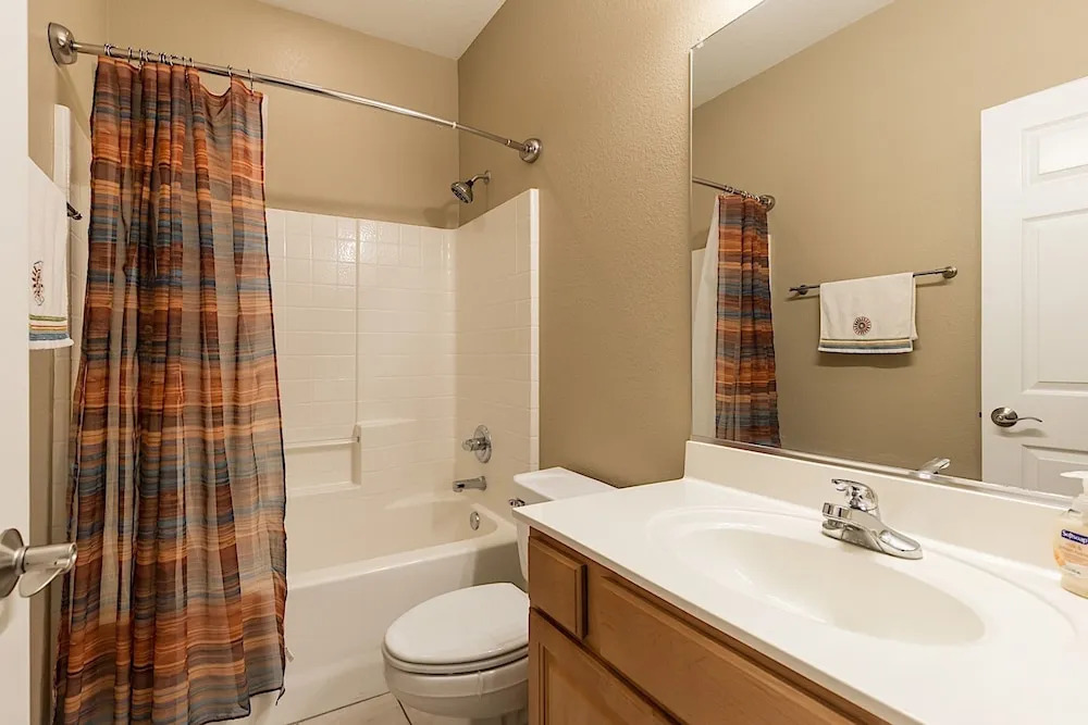 Ravenswood Retreat - 3 Br Home