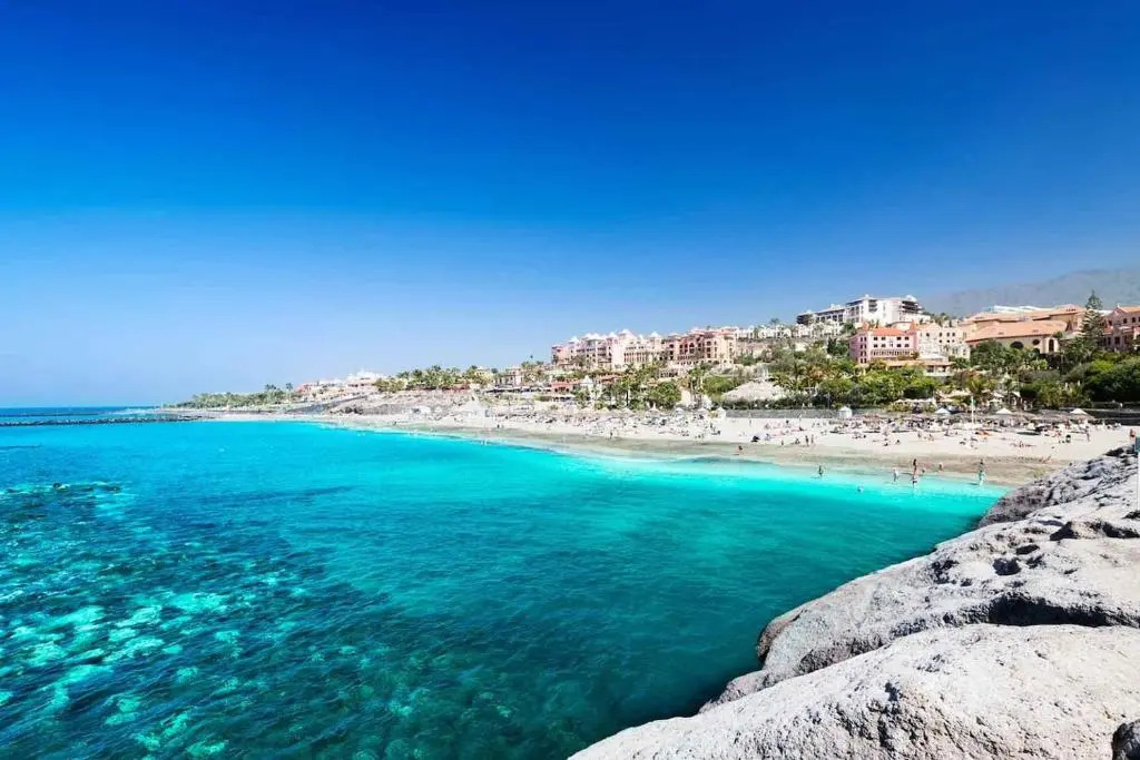 Beach Apt With Sea View And Pool, 50 Steps To The Sea