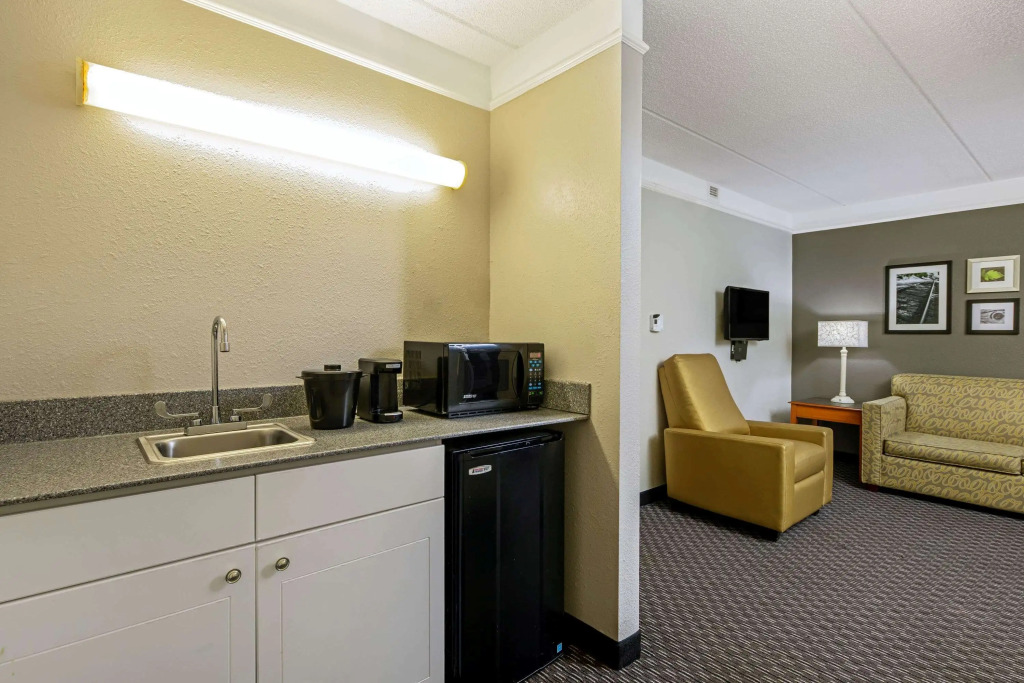 La Quinta by Wyndham Macon