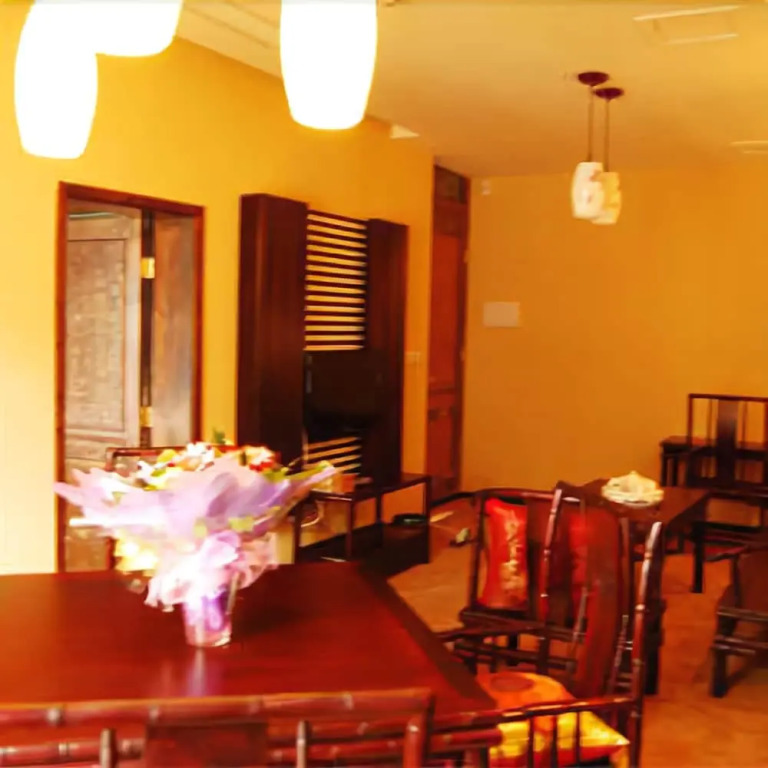 U Service Apartment