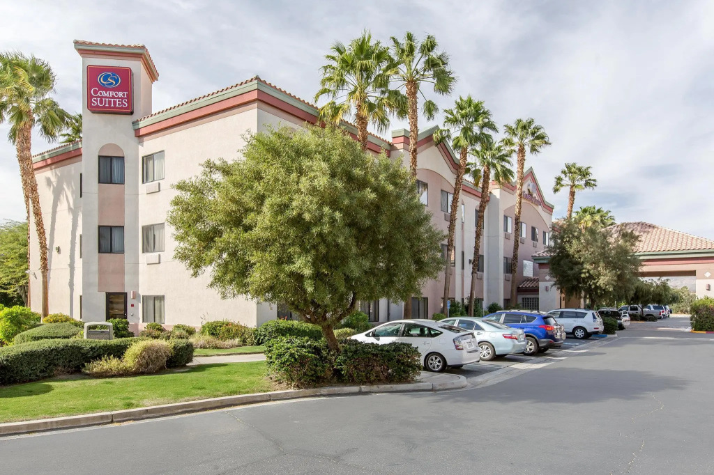 Comfort Suites Palm Desert I-10