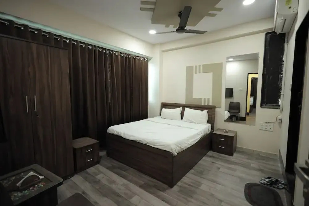 The Grand Vinayak Hotel