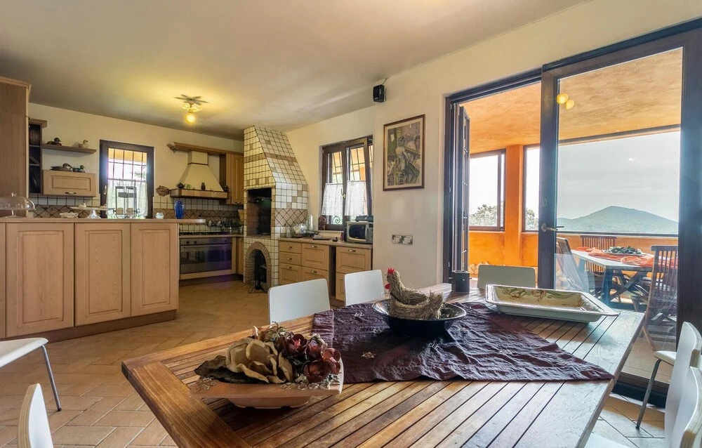 Nice Home in Bassano Romano With 4 Bedrooms, Outdoor Swimming Pool and Swimming Pool