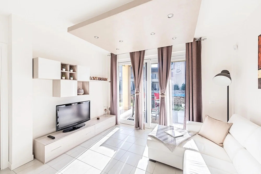 Le Corti Caterina B2 Apartment by Wonderful Italy