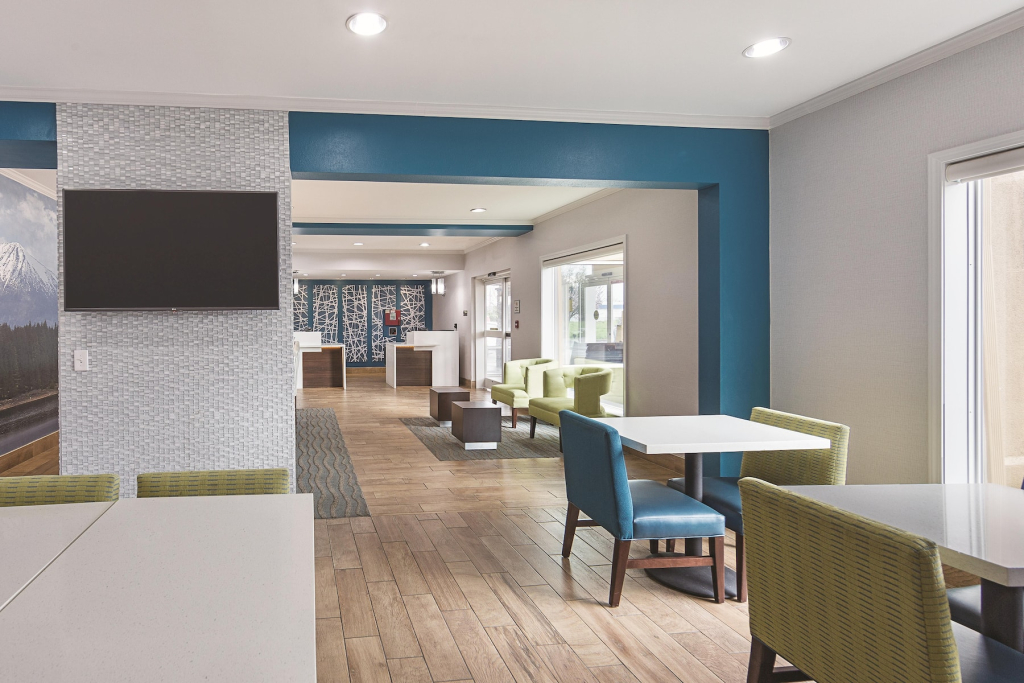 La Quinta Inn & Suites by Wyndham Central Point - Medford