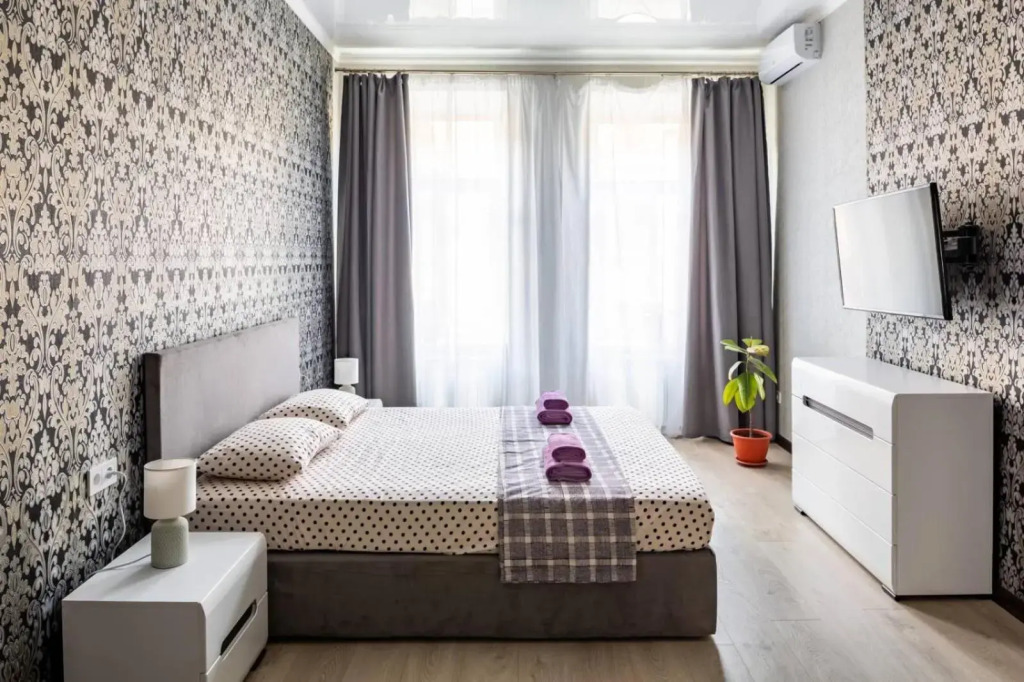 Apartment with 2 bedrooms near Opera House Gorodotska Street