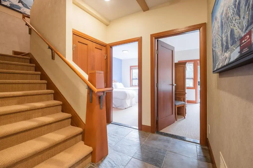 Montebello 4864 by Outpost Whistler
