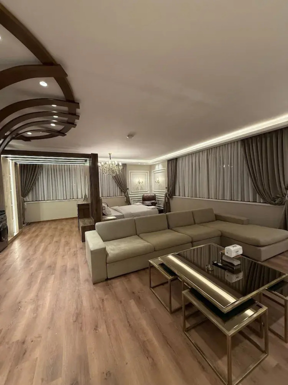 JRE Amazing Rooftop-studio at Abdoun 702