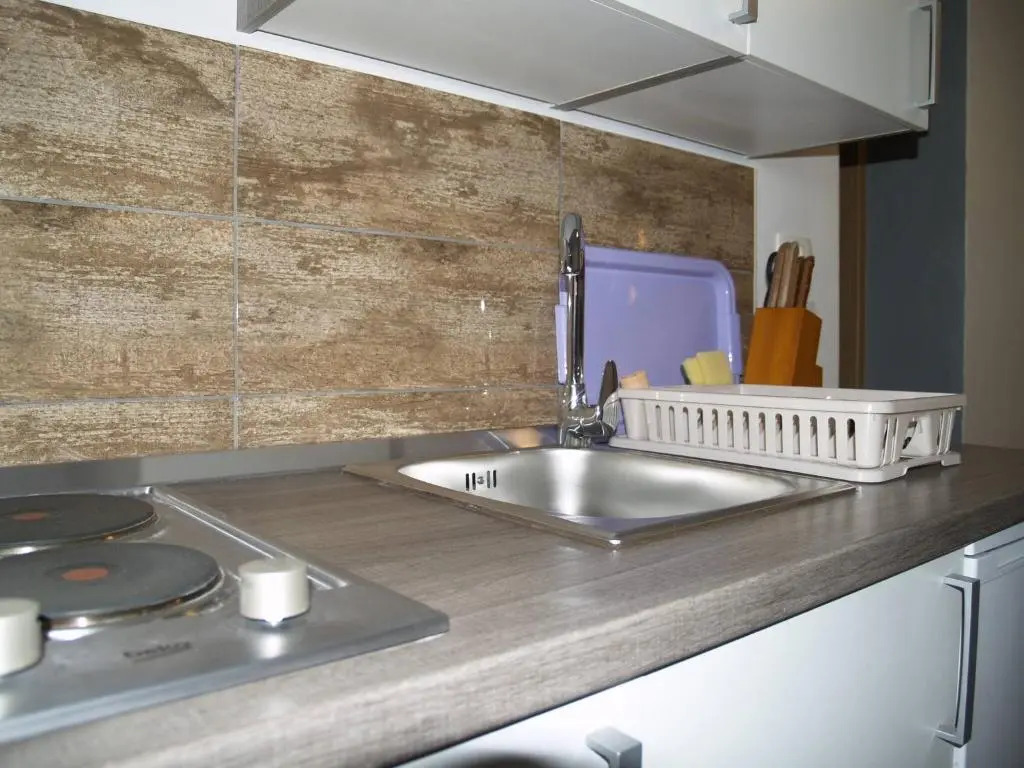 One Bedroom Apartment Alma, Sleeps 4