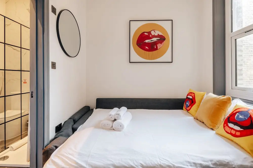 Cosy and Modern Duplex in the Heart of Earls Court