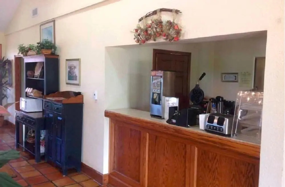 Countryside Inn