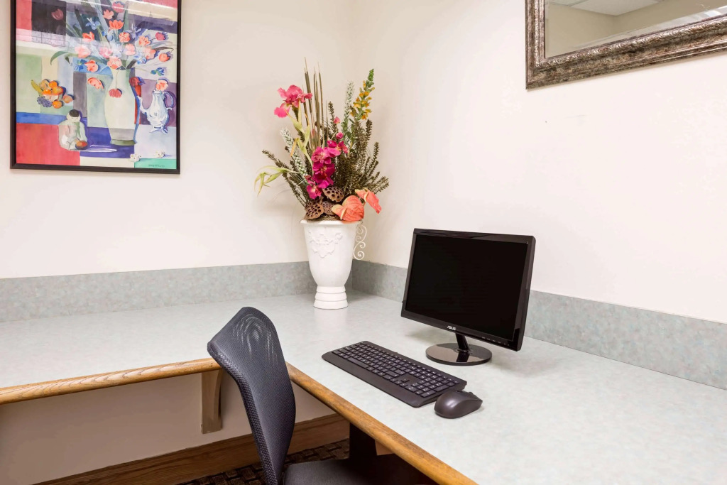 Baymont Inn & Suites by Wyndham Fort Myers I-75