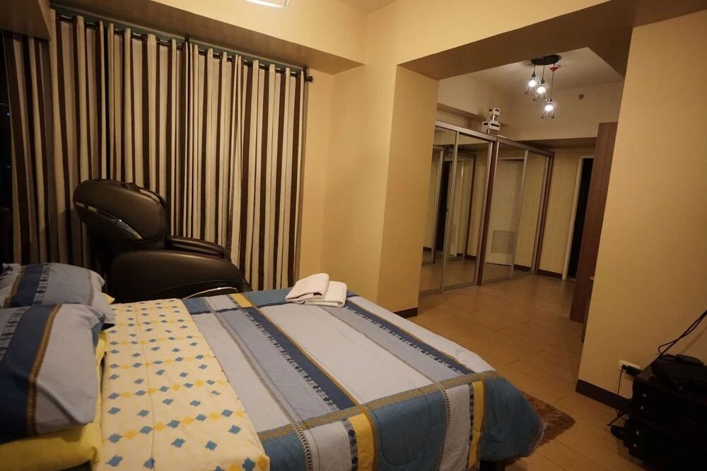 8 Forbes Town Road Suite