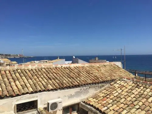 Levante Seaview