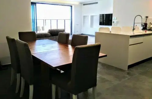 35th floor on the sea