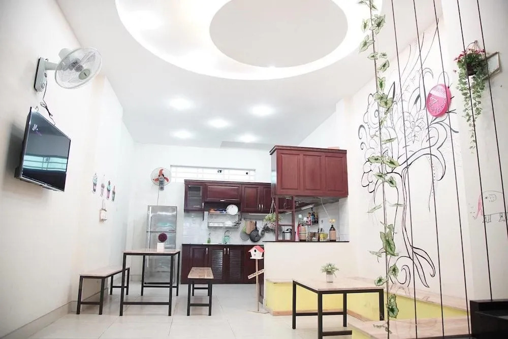 Dreambox Oxeraak Tan Binh - Hostel